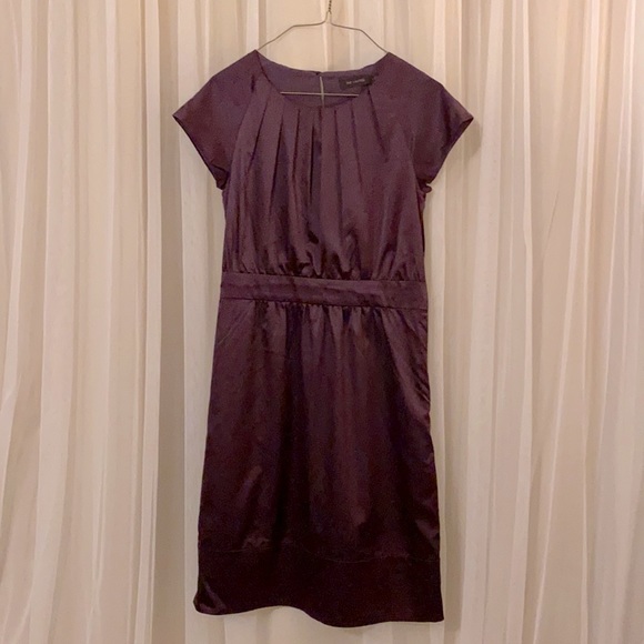 The Limited Dress - Picture 1 of 8